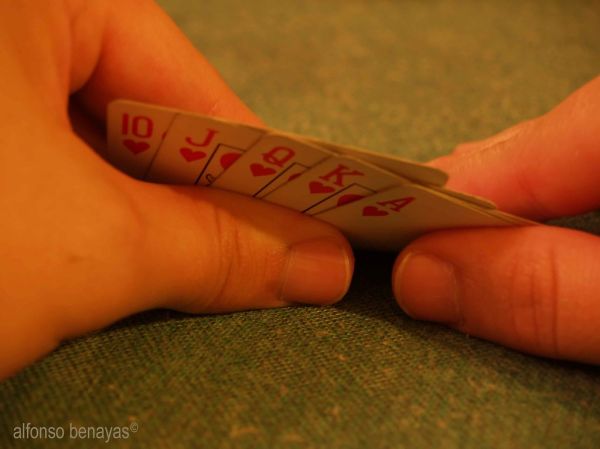 德州牛仔深筹局怎么打 - 德州牛仔深筹局怎么打?三个关键策略帮你稳住局面